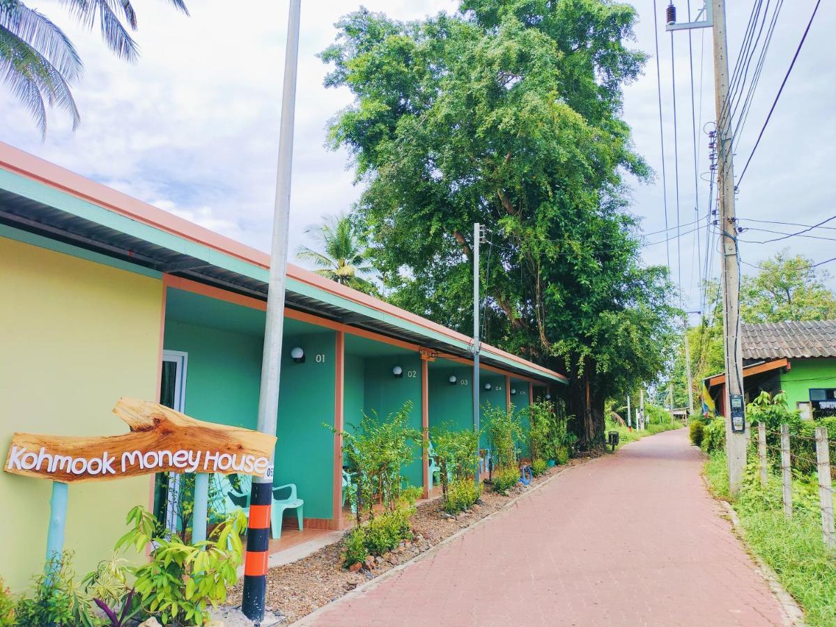 Kohmook​ Money​ House Apartment Ko Mook Luaran gambar